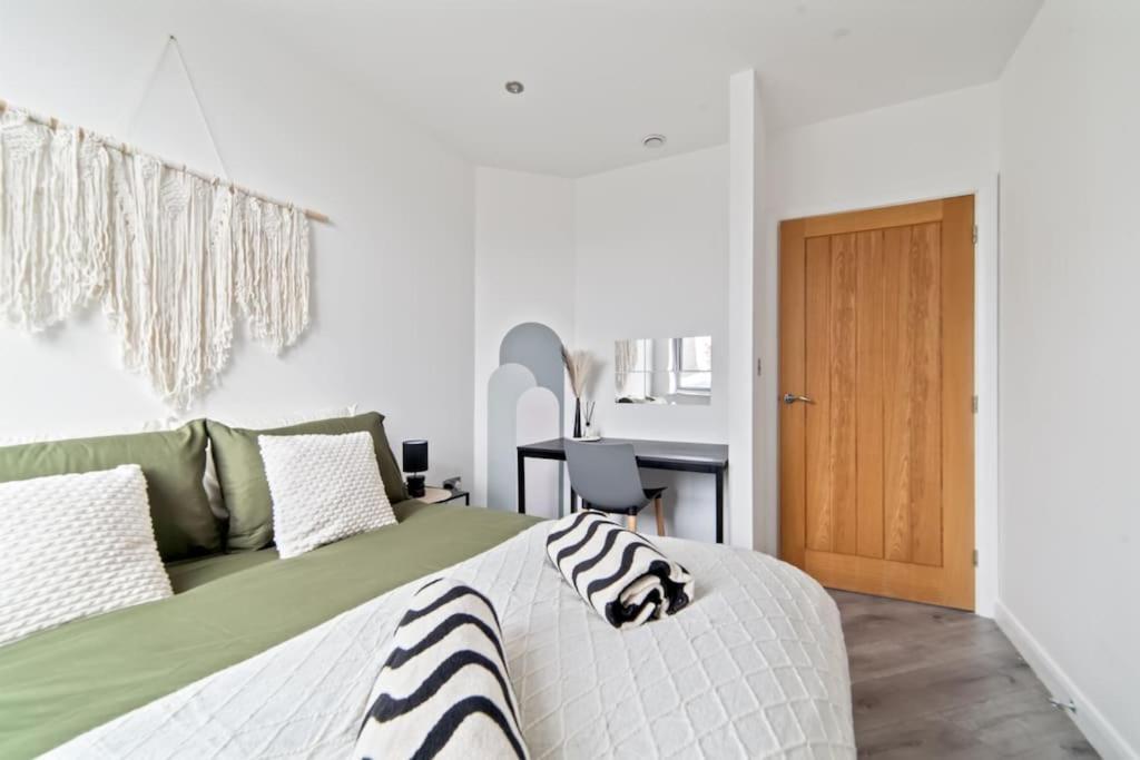 Bohemian Chic Hideaway Apartment Leicester Exterior photo